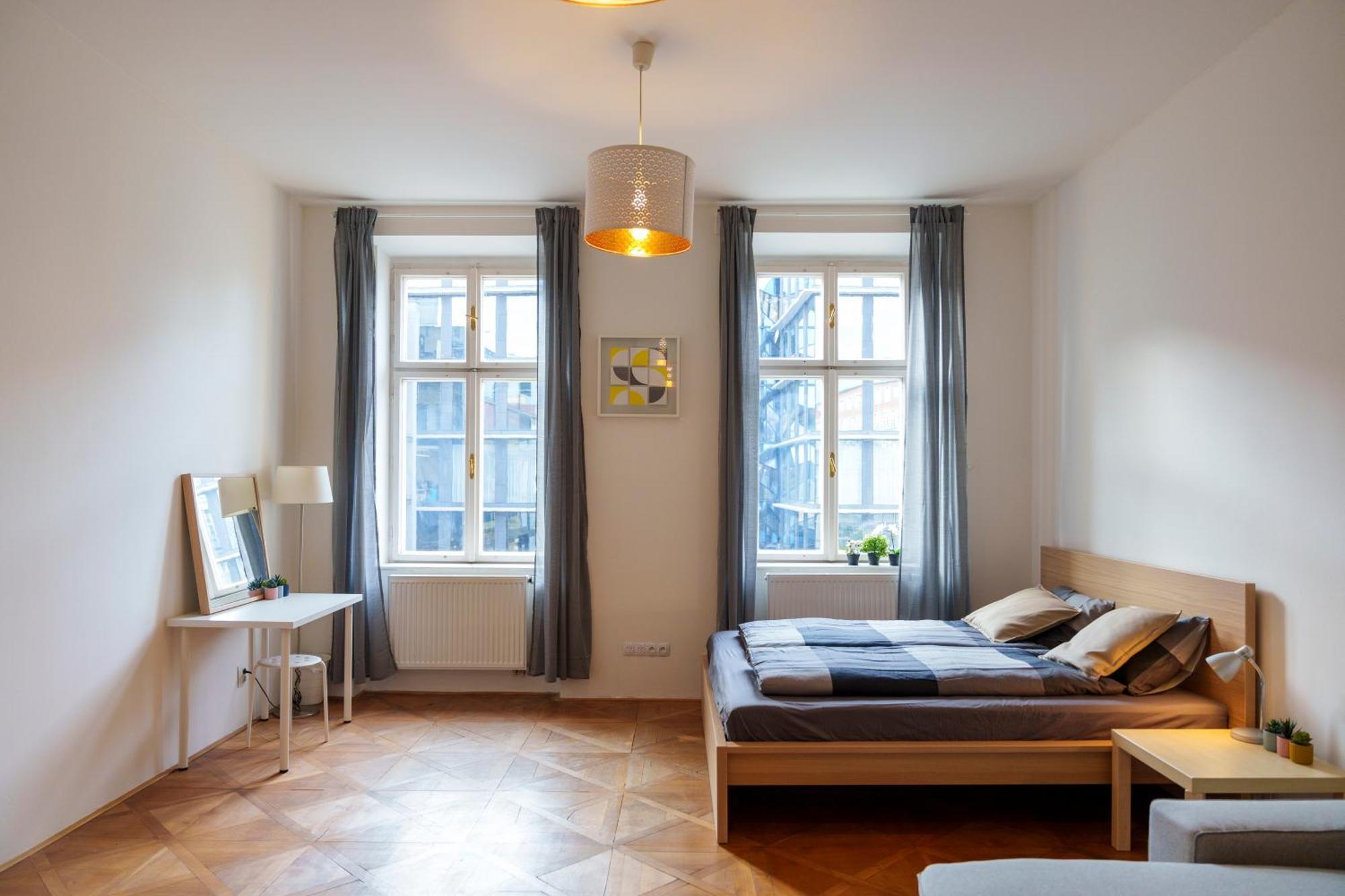 Stay Praha Apartment - New Open! ภายนอก รูปภาพ
