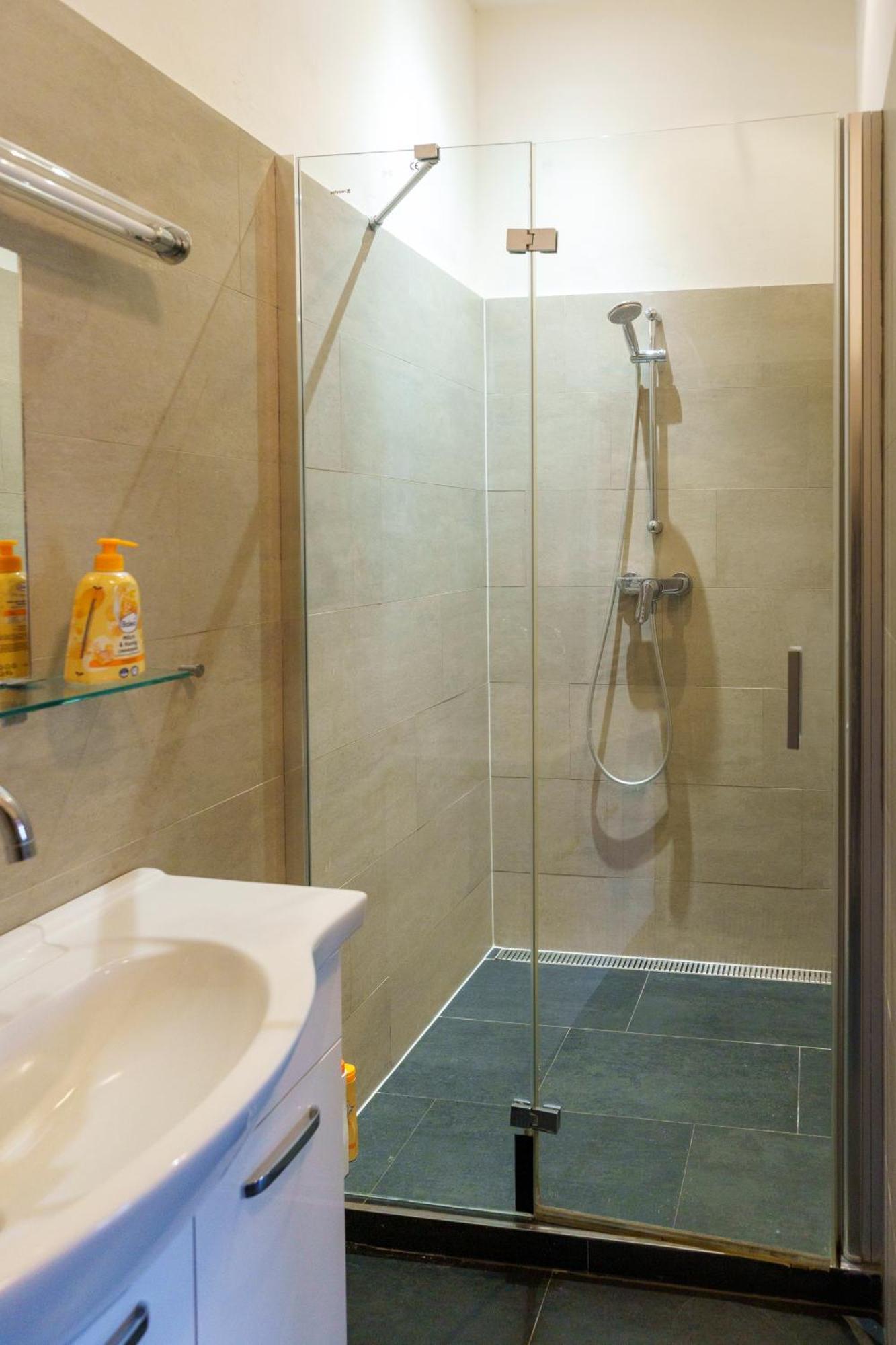 Stay Praha Apartment - New Open! ภายนอก รูปภาพ